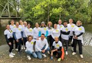 
                                  Drachenbootrennen: Das spar+bau-Team