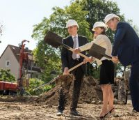 Erster Spatenstich in Oberricklingen