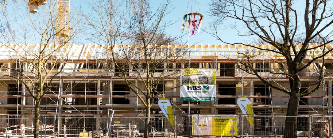 
                  Richtfest Springer Straße